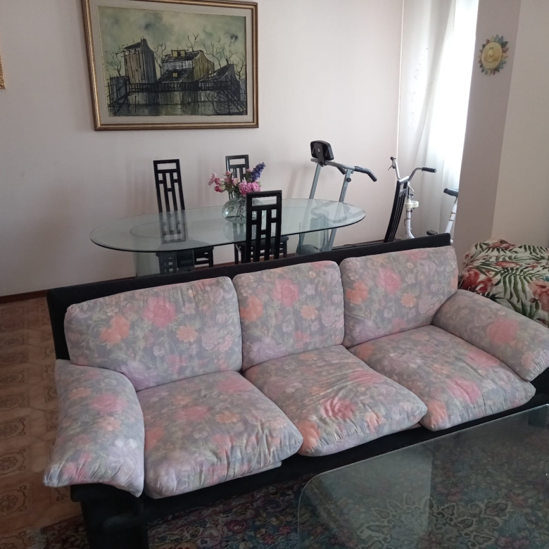 Cattolica ampio appartamento in centro turistico